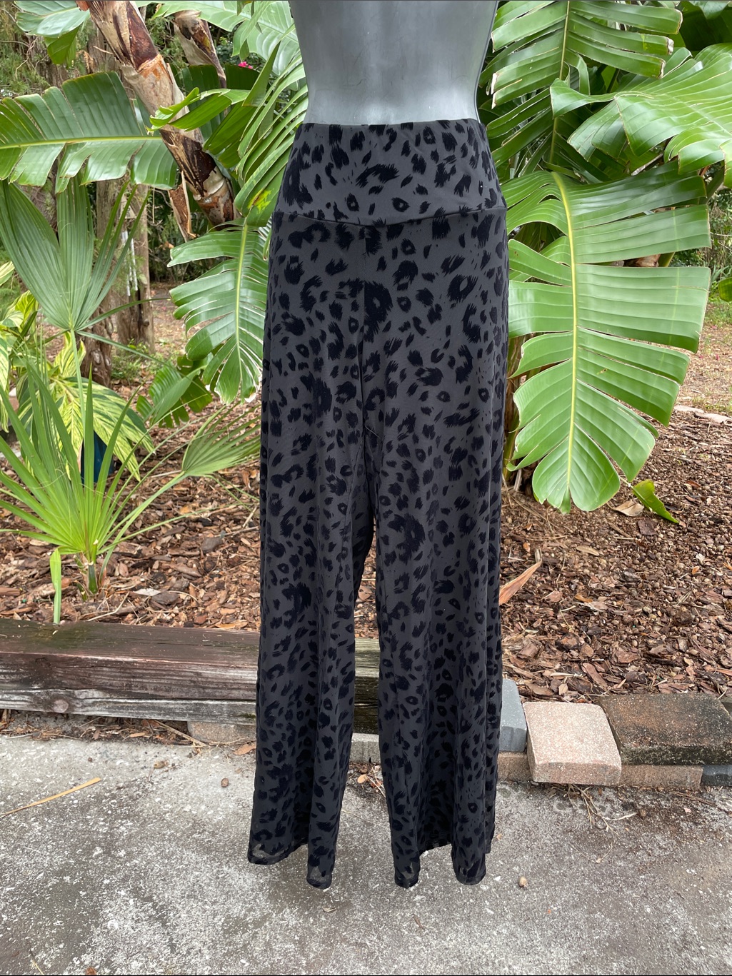 Last Tango Leopard Print Velvet Wide Leg Drop Waist Pants